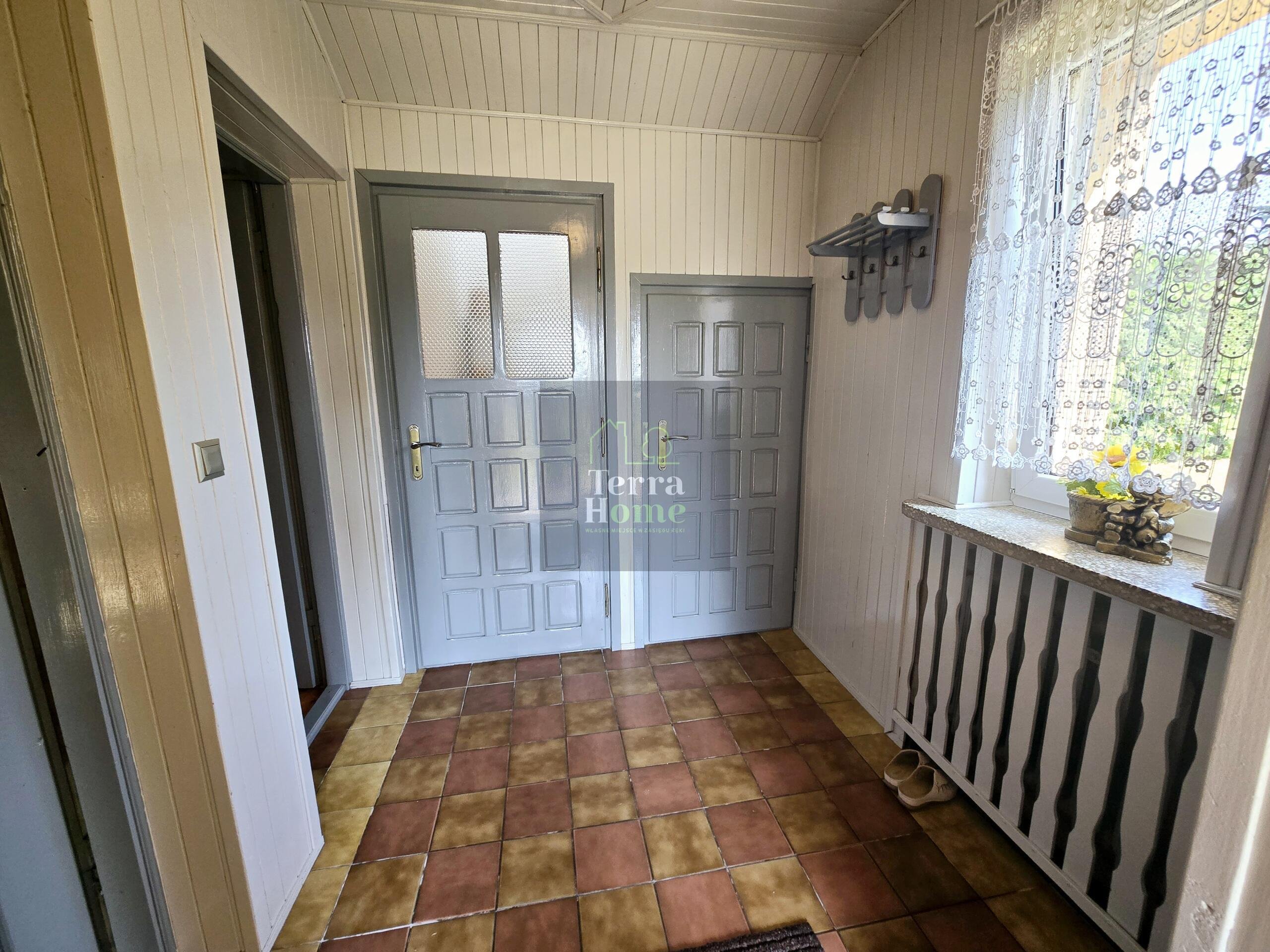 Dom Jednorodzinny z dużą działką 6900m2