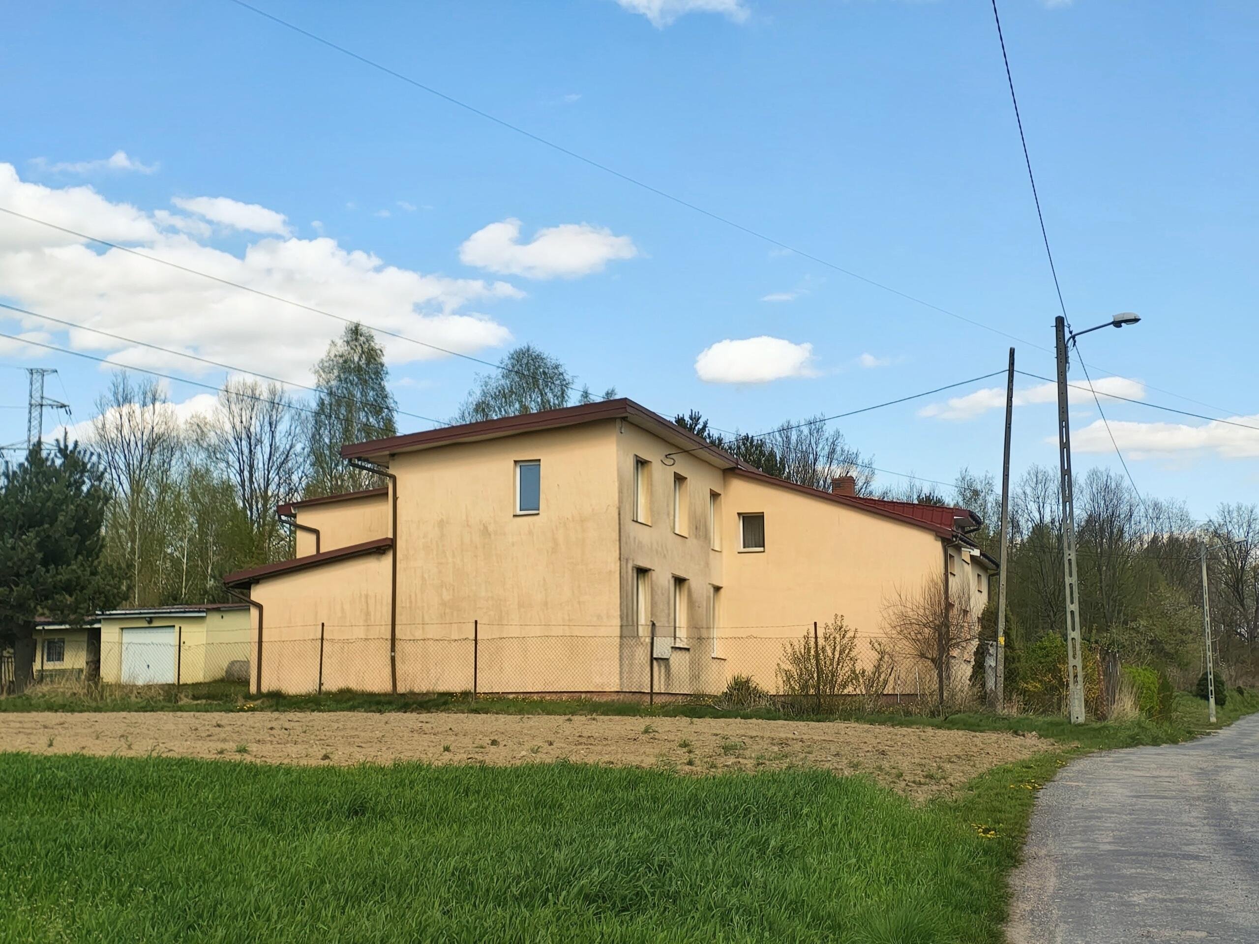 Dom jednorodzinny w Kielcach, Łazy
