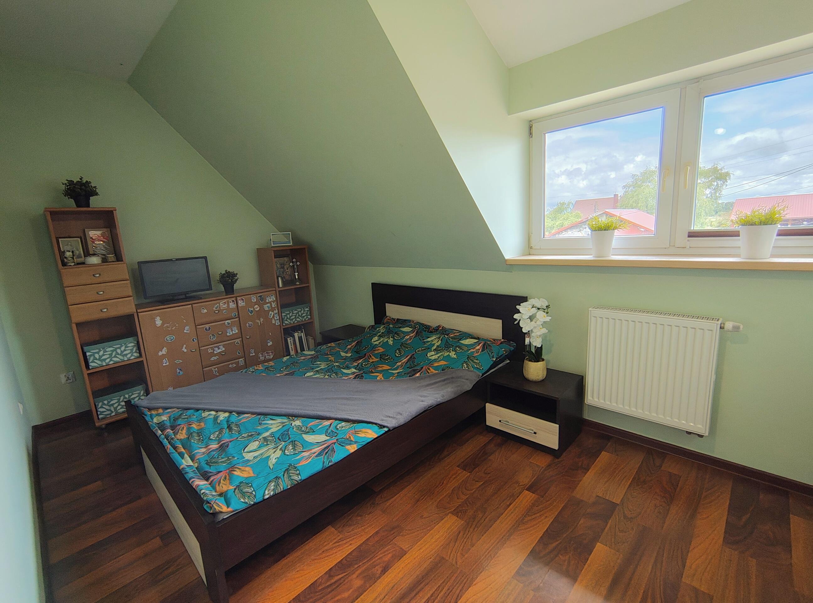 Komfortowy dom jednorodzinny 100m2 w Brzezinach k. Morawicy