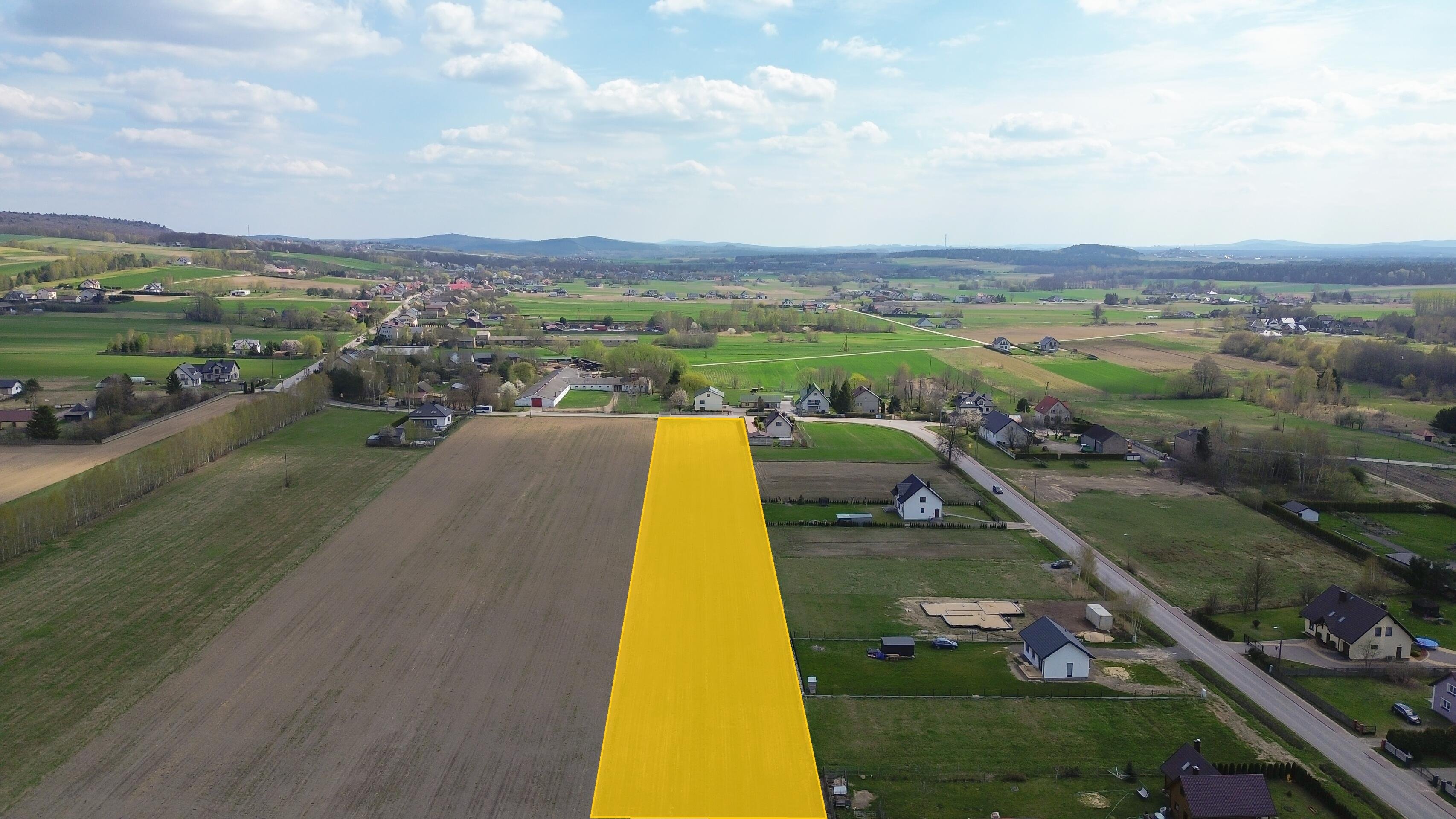 Duża działka budowlana Starwczynek 20 km od Kielc