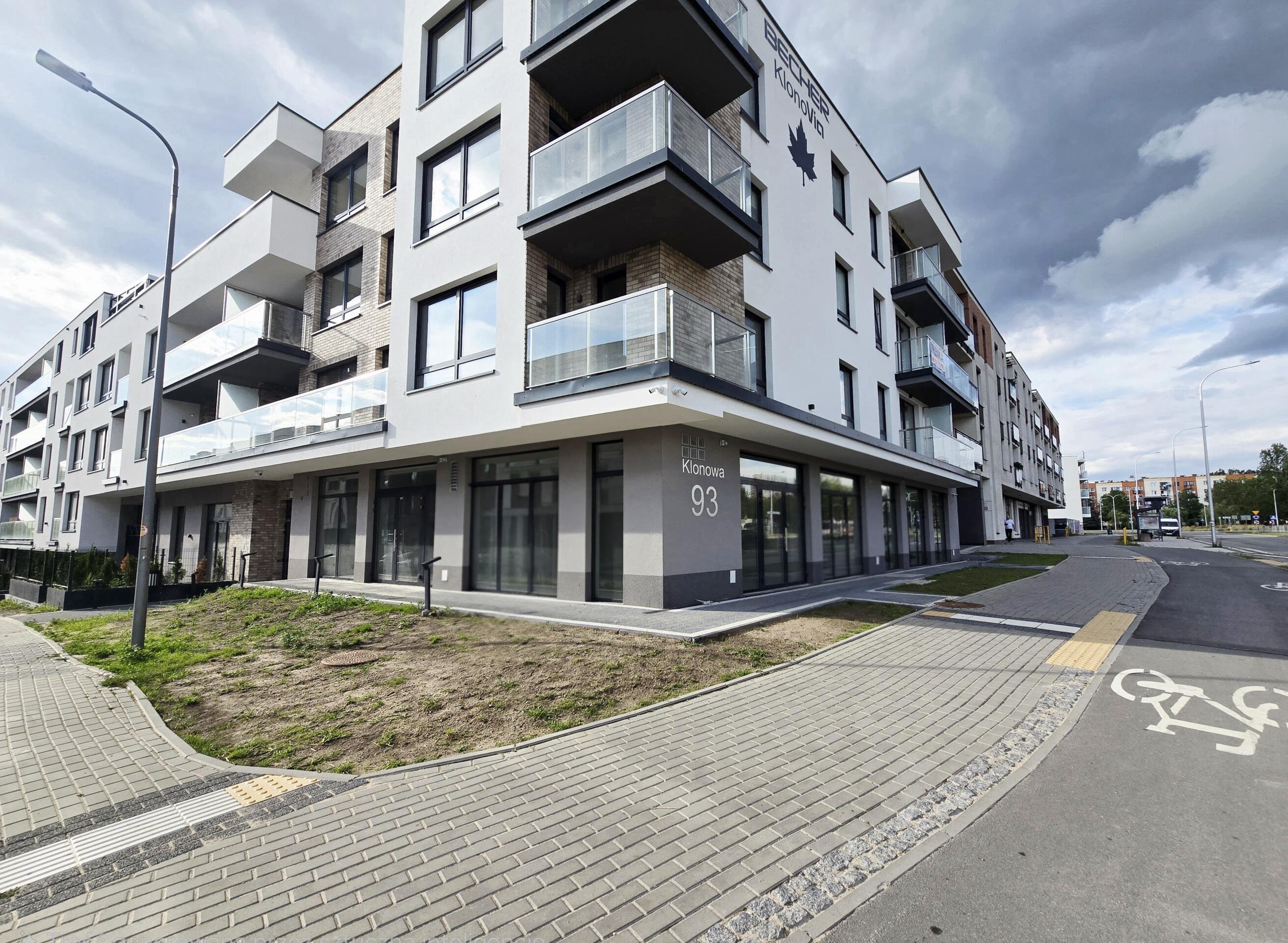 Lokal usługowy do wynajęcia – ul. Klonowa, Kielce