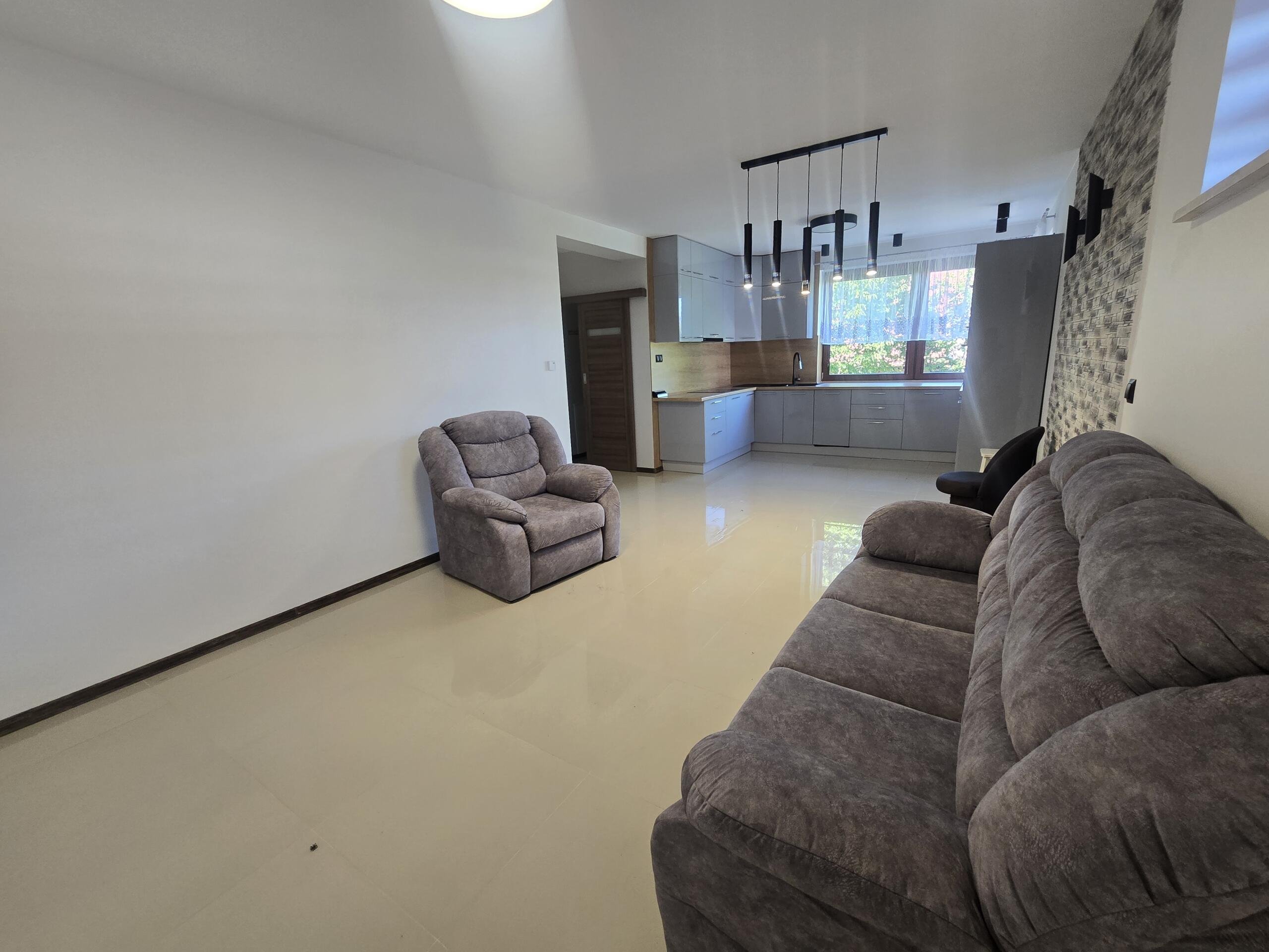 2 DOMY + ZABUDOWA GOSPODARCZA + 1,45 HA | NIESTACHÓW | BLISKO KIELC