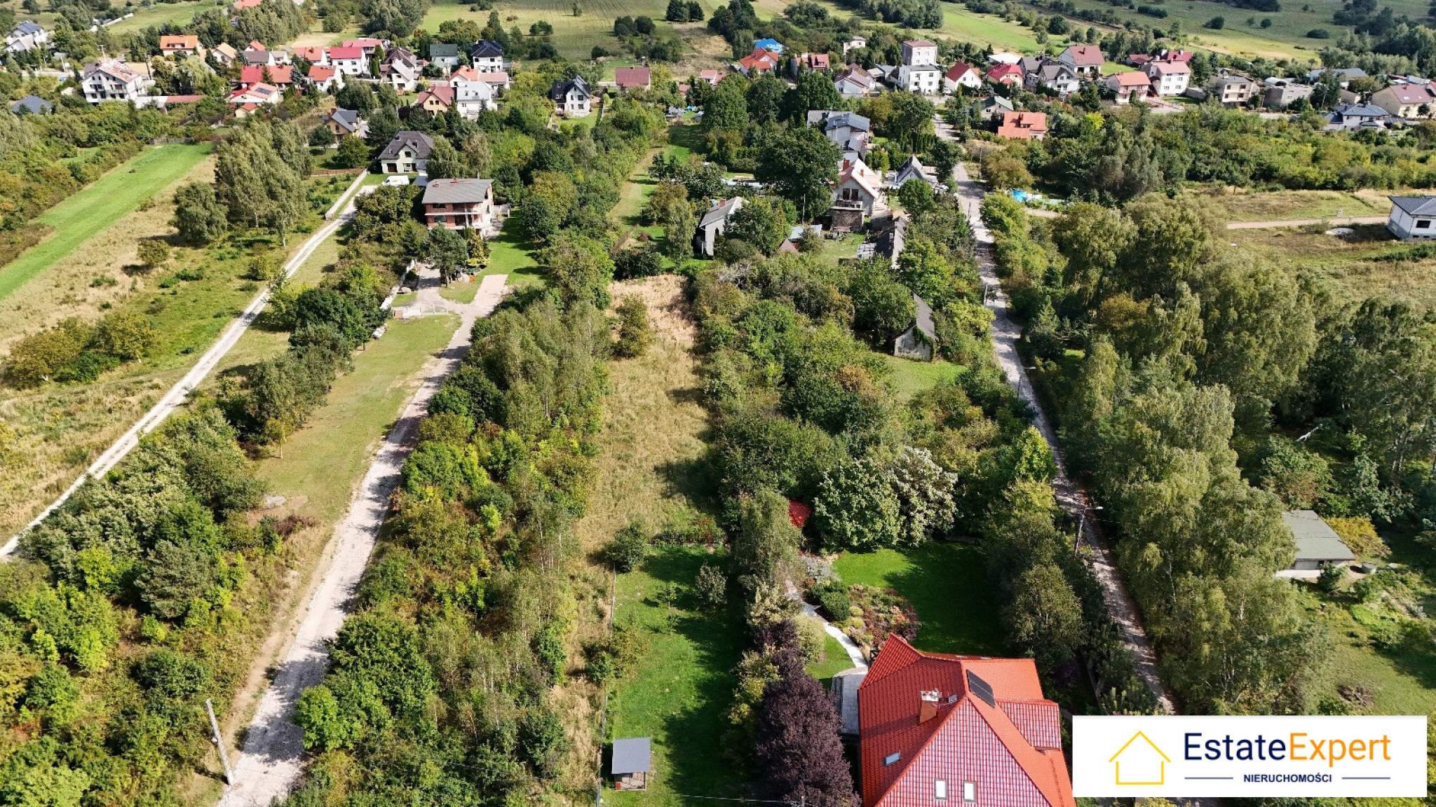 TYLKO U NAS ! Biuro Pośrednictwa Nieruchomościami ESTATE EXPERT Wyjątkową działkę widokową – Ostra G