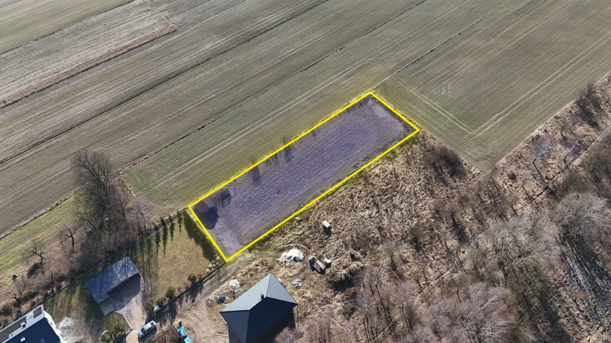 Działka  budowlana  1722 m 2, z wydanymi WZ - Jędrzejów