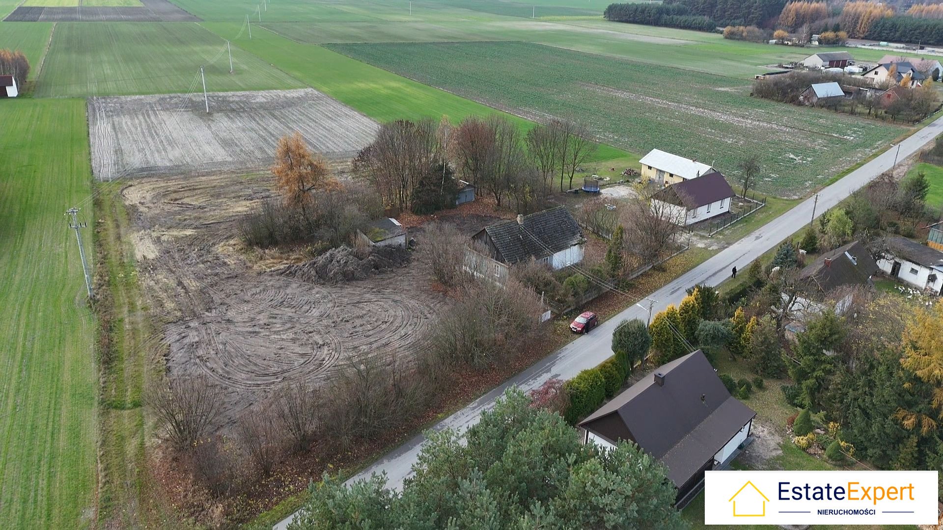 Działka budowlana zabudowana z budynkiem mieszkalnym -Raszków gm. Jędrzejów