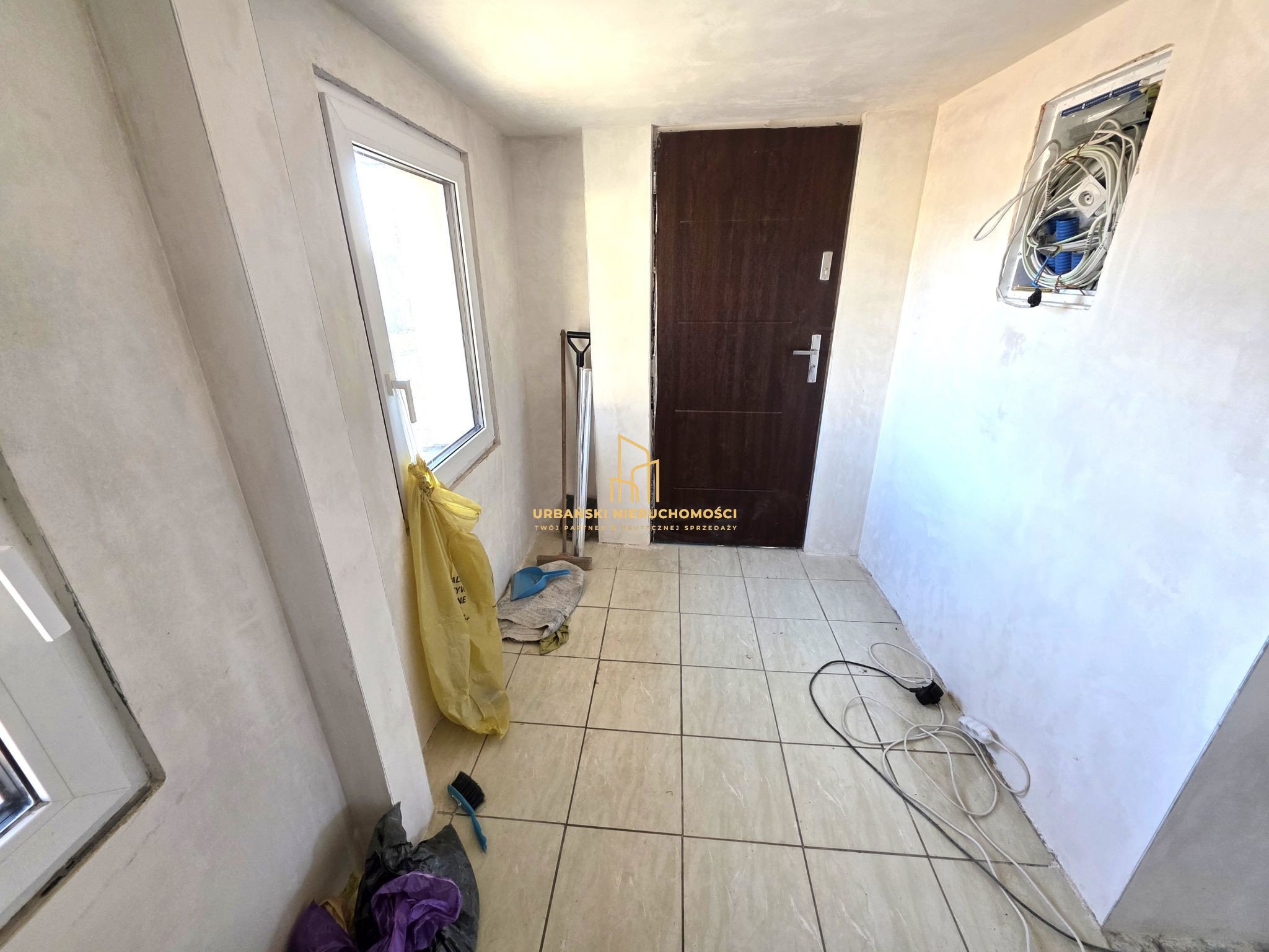 ^^REZERWACJA^^Dom w Piekoszowie w stanie deweloperskim na działce 972 m²