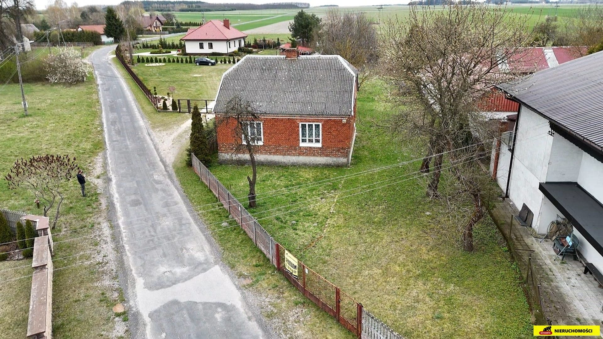 Dom wolnostojący Ostrów 75m2, gm. Krasocin.