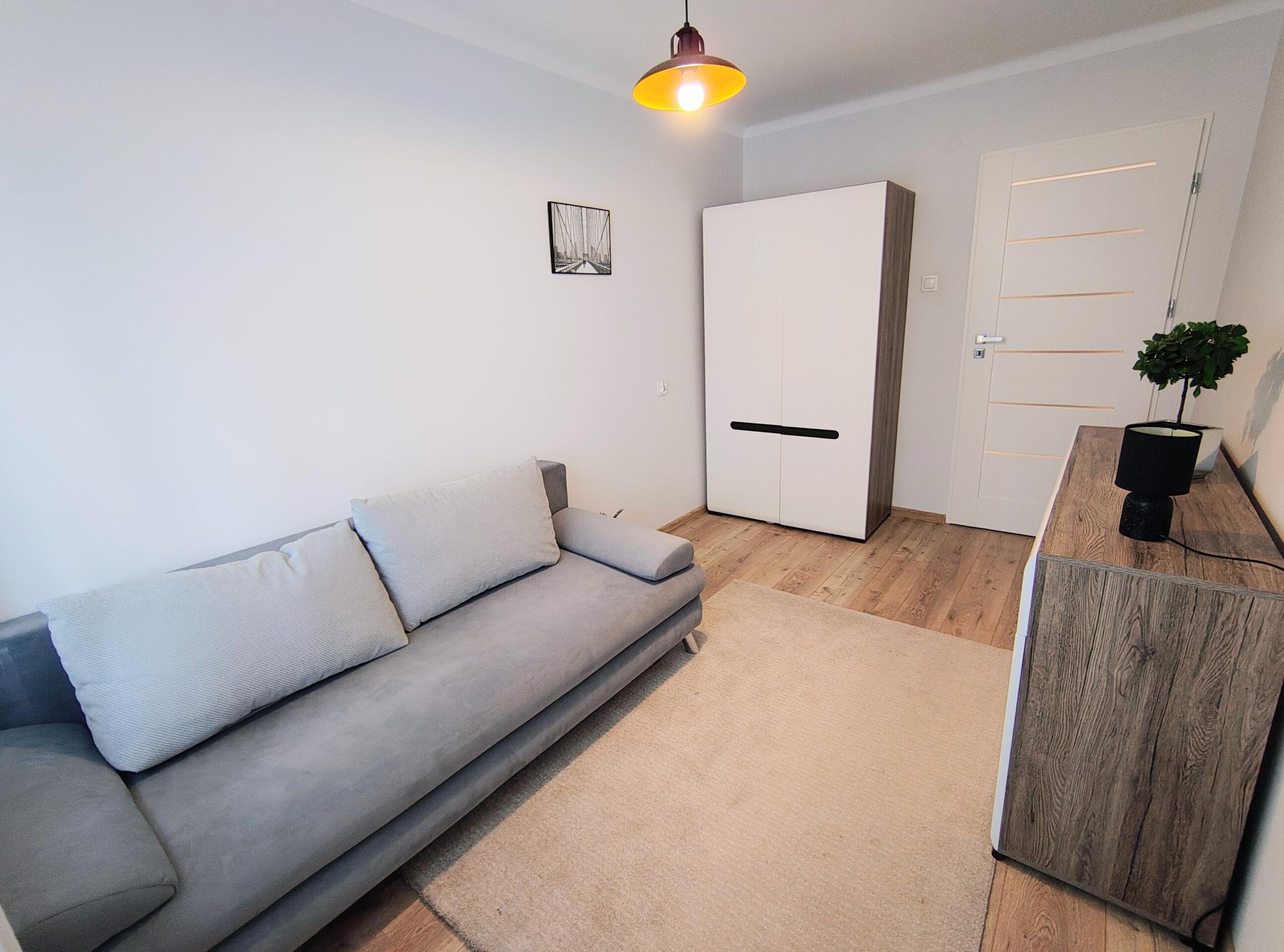 43,31 m² |PO GENERALNYM REMONCIE | W PEŁNI UMEBLOWANE | UL. WARSZAWSKA