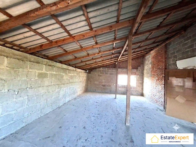 Dom z własną rzeką i sadem! 300 m² + 1800 m² działki – Świątniki, gm. Wodzisław