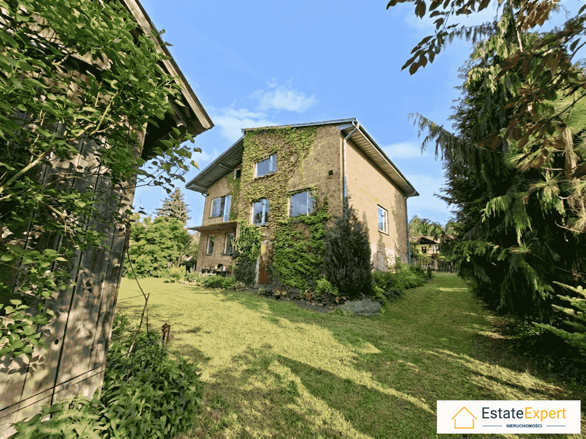 Dom z własną rzeką i sadem! 300 m² + 1800 m² działki – Świątniki, gm. Wodzisław