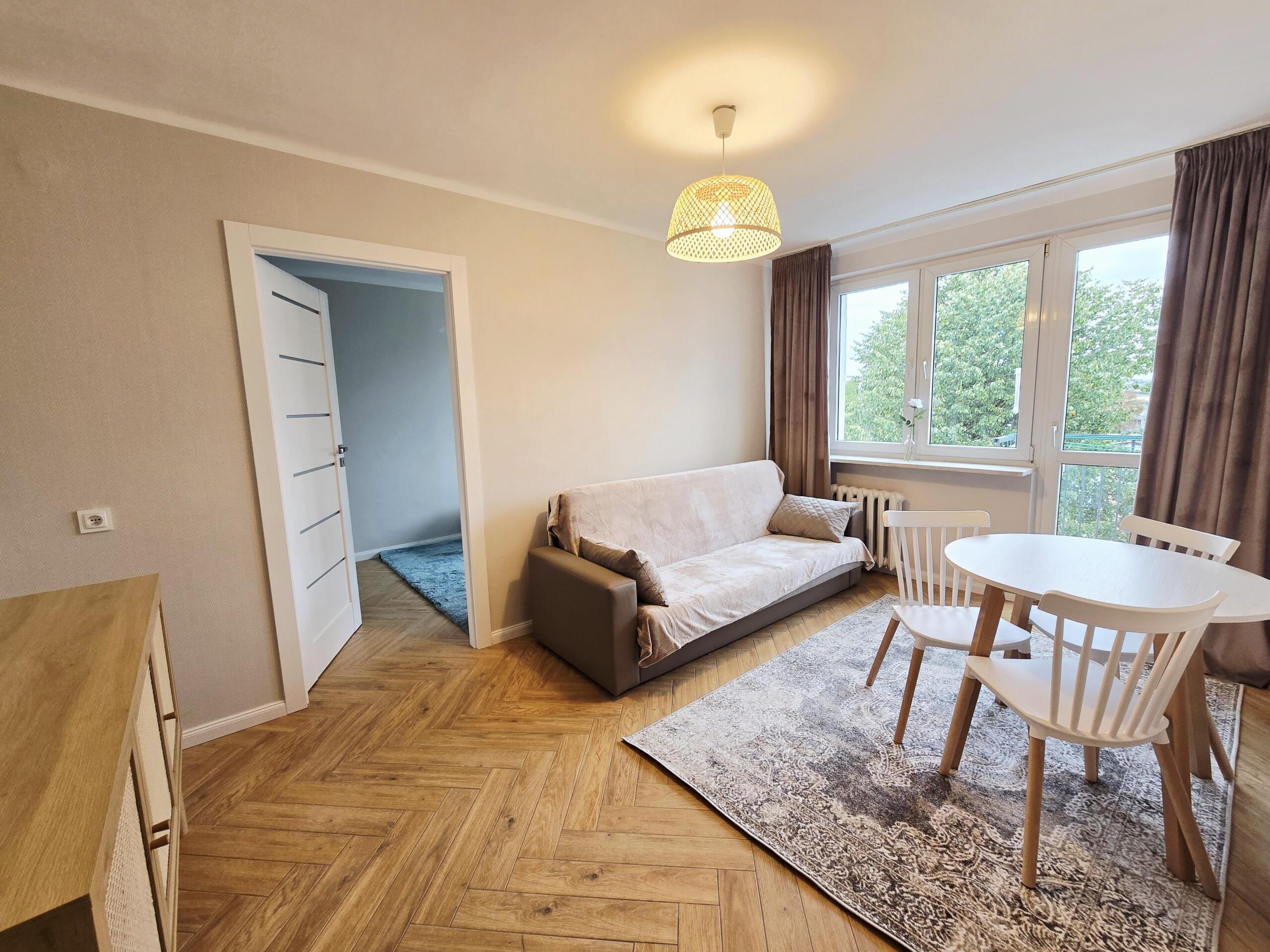 Mieszkanie 35 m² na wynajem – Kielce, ul. Urzędnicza