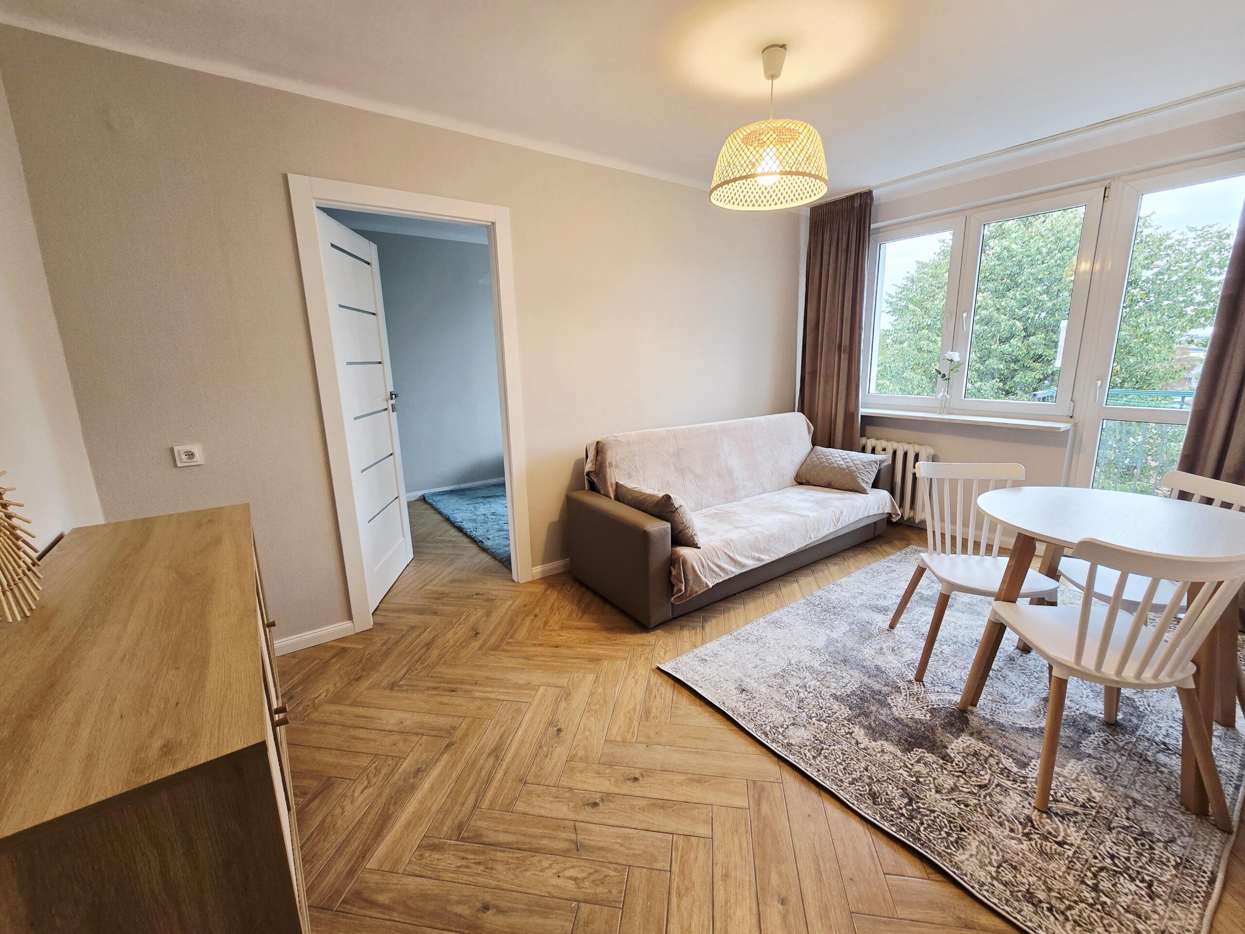 Mieszkanie 35 m² na wynajem – Kielce, ul. Urzędnicza