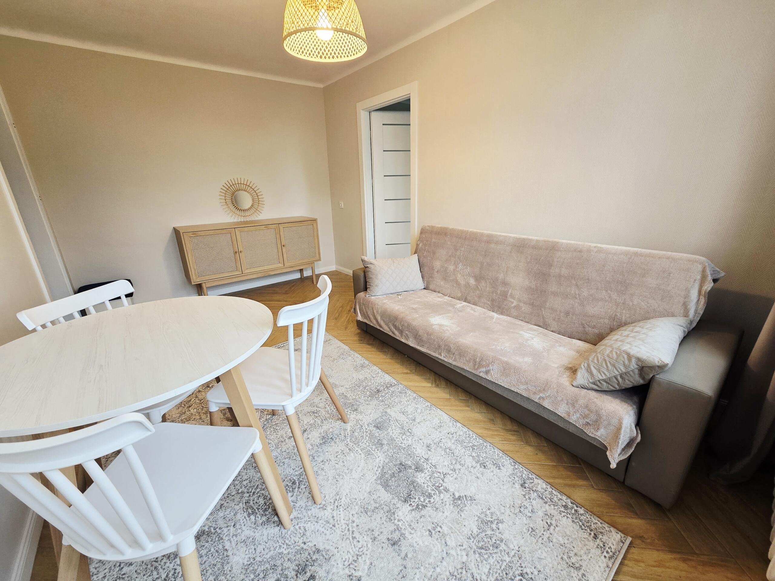 Mieszkanie 35 m² na wynajem – Kielce, ul. Urzędnicza