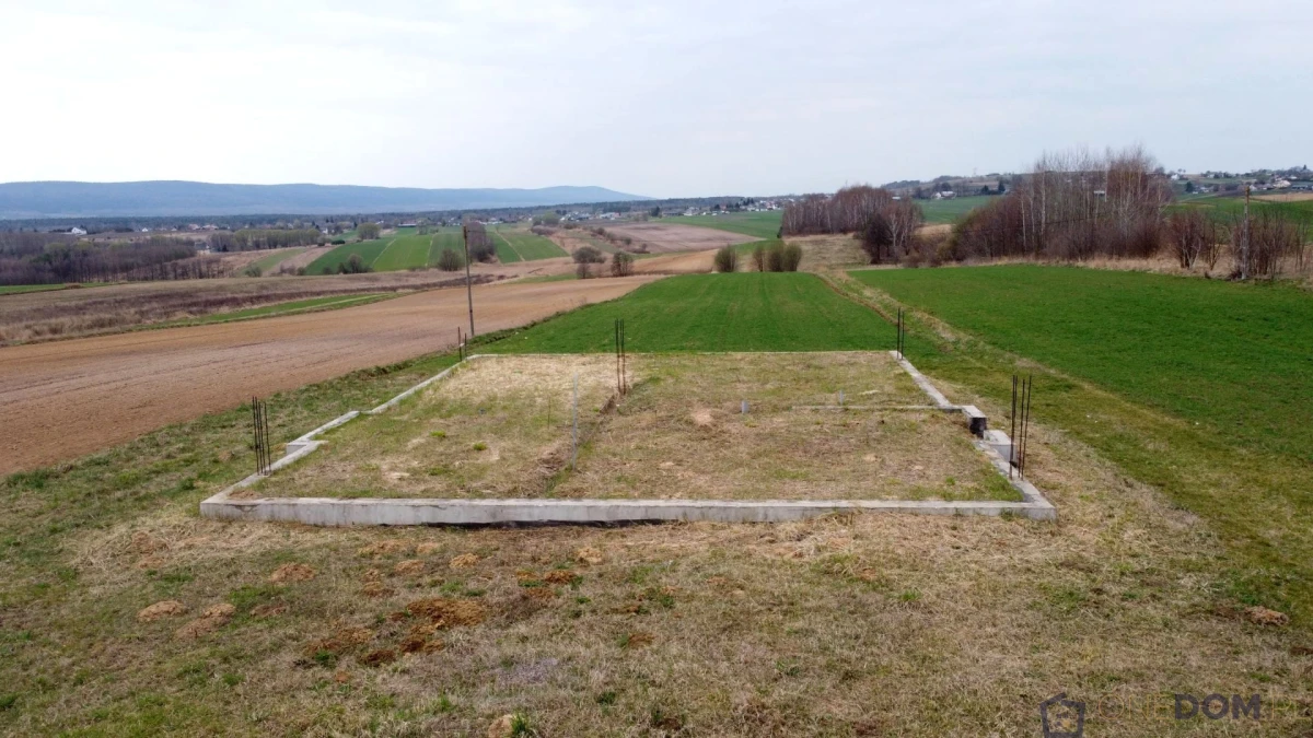 Działka rolno-budowlana Nieczulice , z rozpoczęta budową