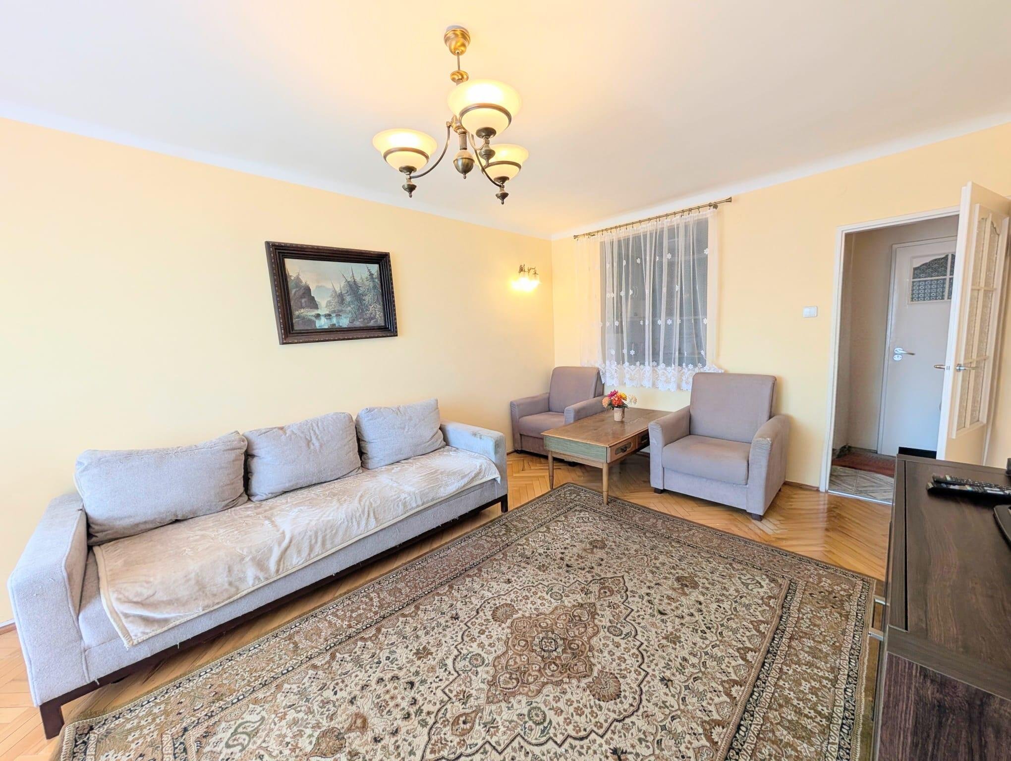 Mieszkanie na sprzedaż 2 pokoje 1 piętro balkon Ksm