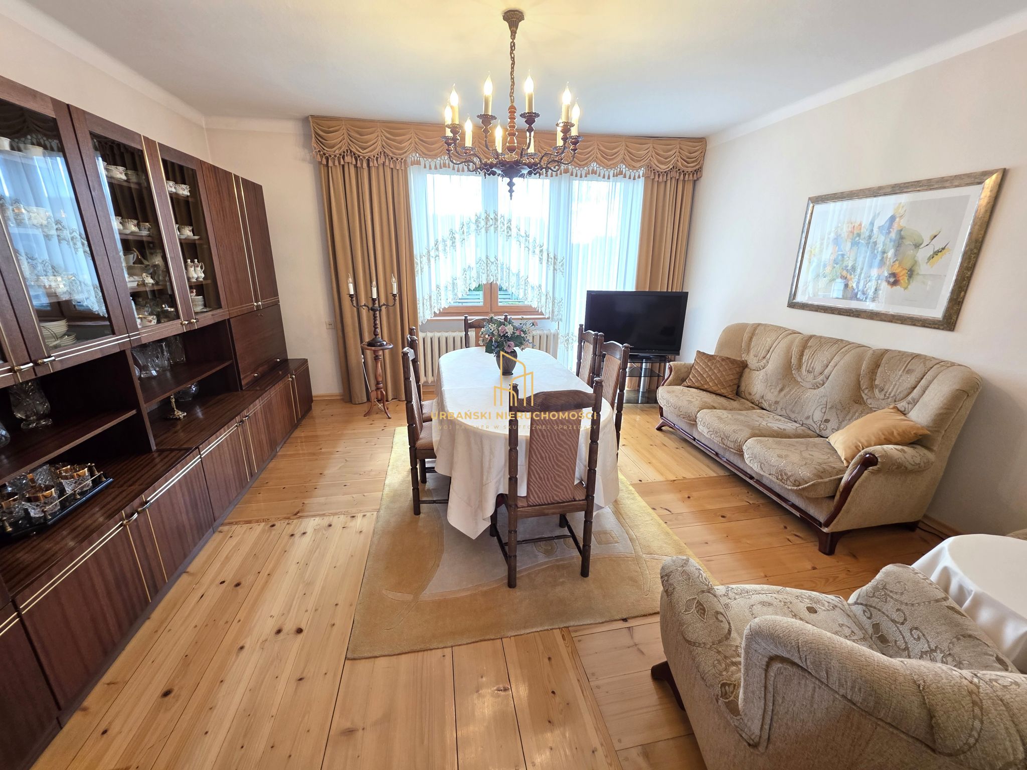 Dom na sprzedaż – Tokarnia, gmina Chęciny | 230 m² | 7 pokoi | działka 4900 m²