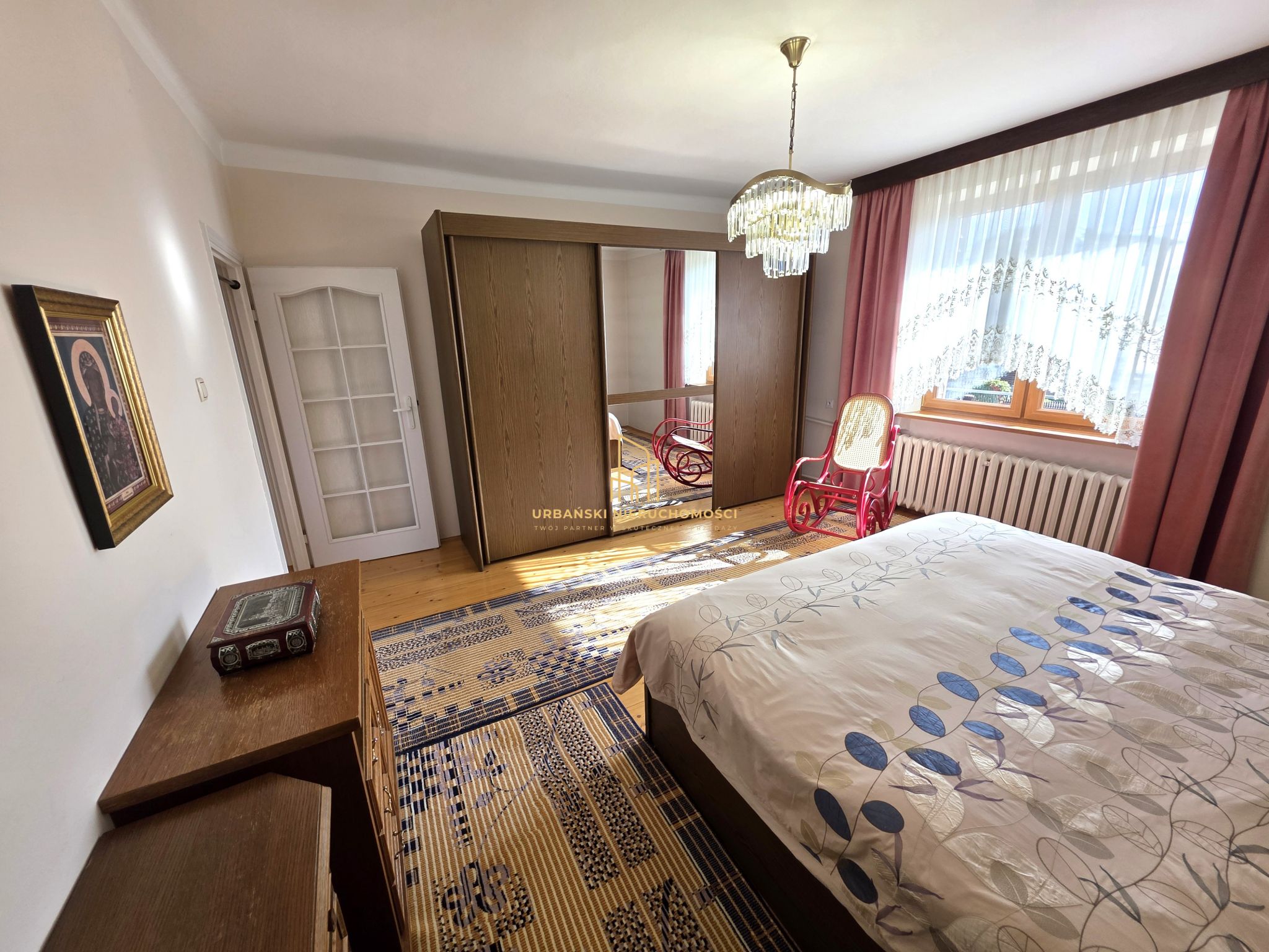 Dom na sprzedaż – Tokarnia, gmina Chęciny | 230 m² | 7 pokoi | działka 4900 m²