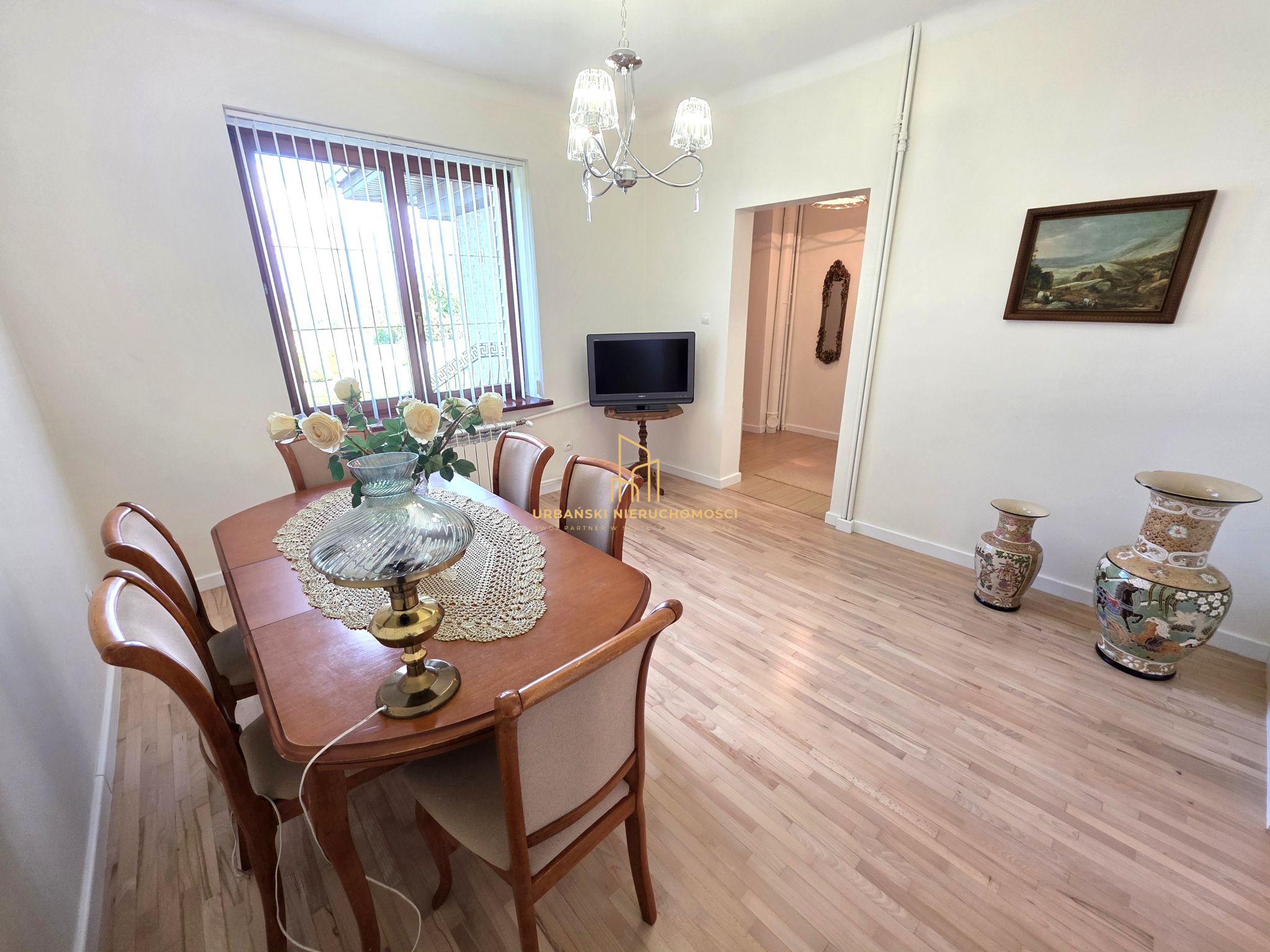 Dom na sprzedaż – Tokarnia, gmina Chęciny | 230 m² | 7 pokoi | działka 4900 m²