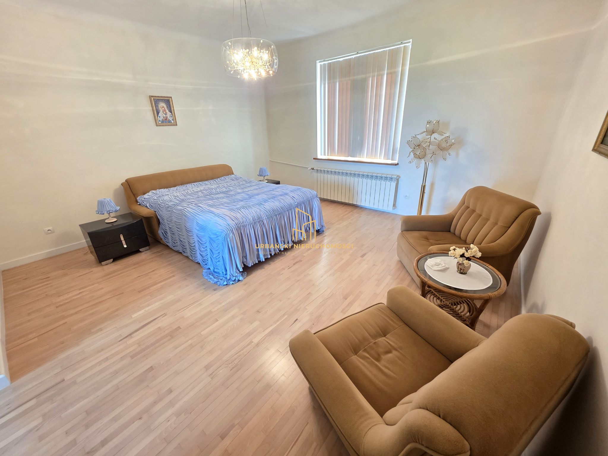 Dom na sprzedaż – Tokarnia, gmina Chęciny | 230 m² | 7 pokoi | działka 4900 m²