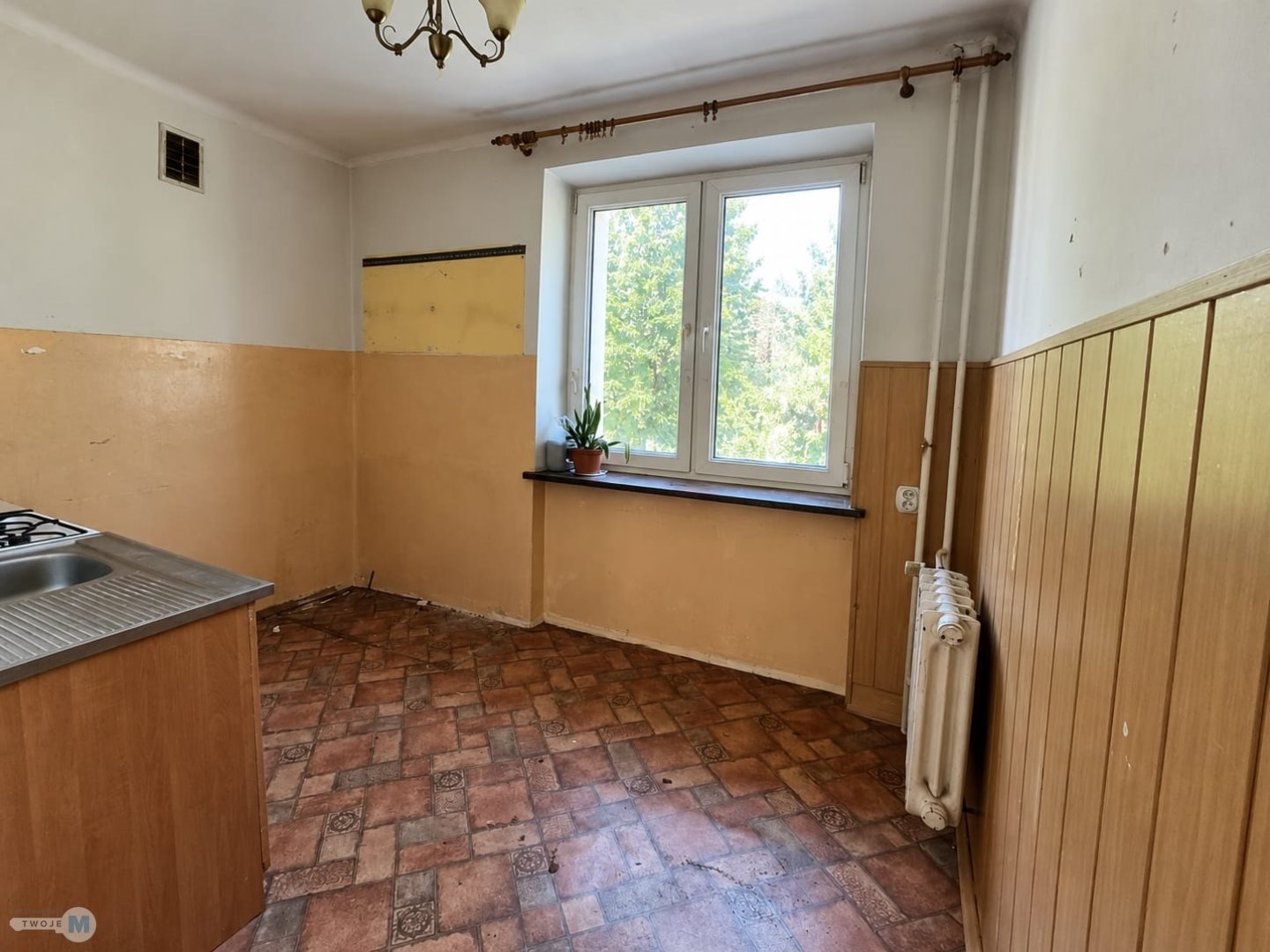 2 pokoje, 2 piętro, duży balkon, widok na skwer