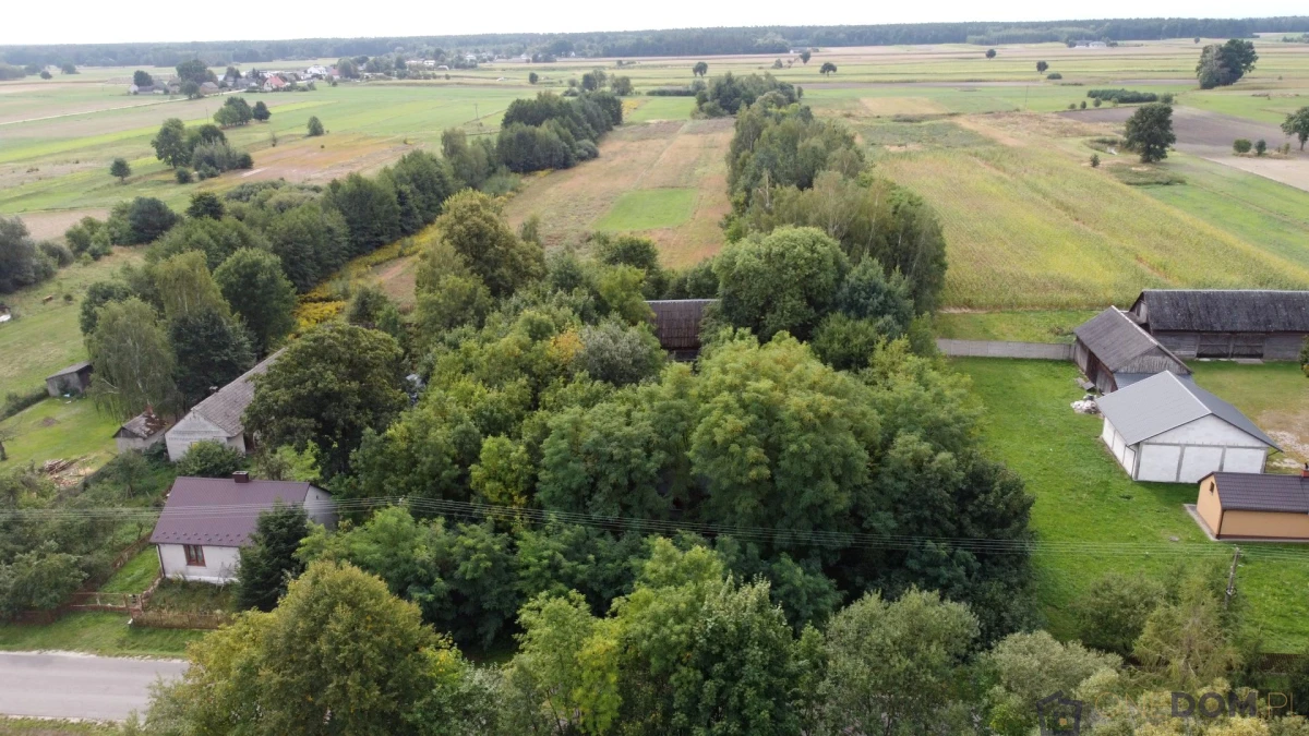 Dom z dużą działką, Małomierzyce , gmina Iłża