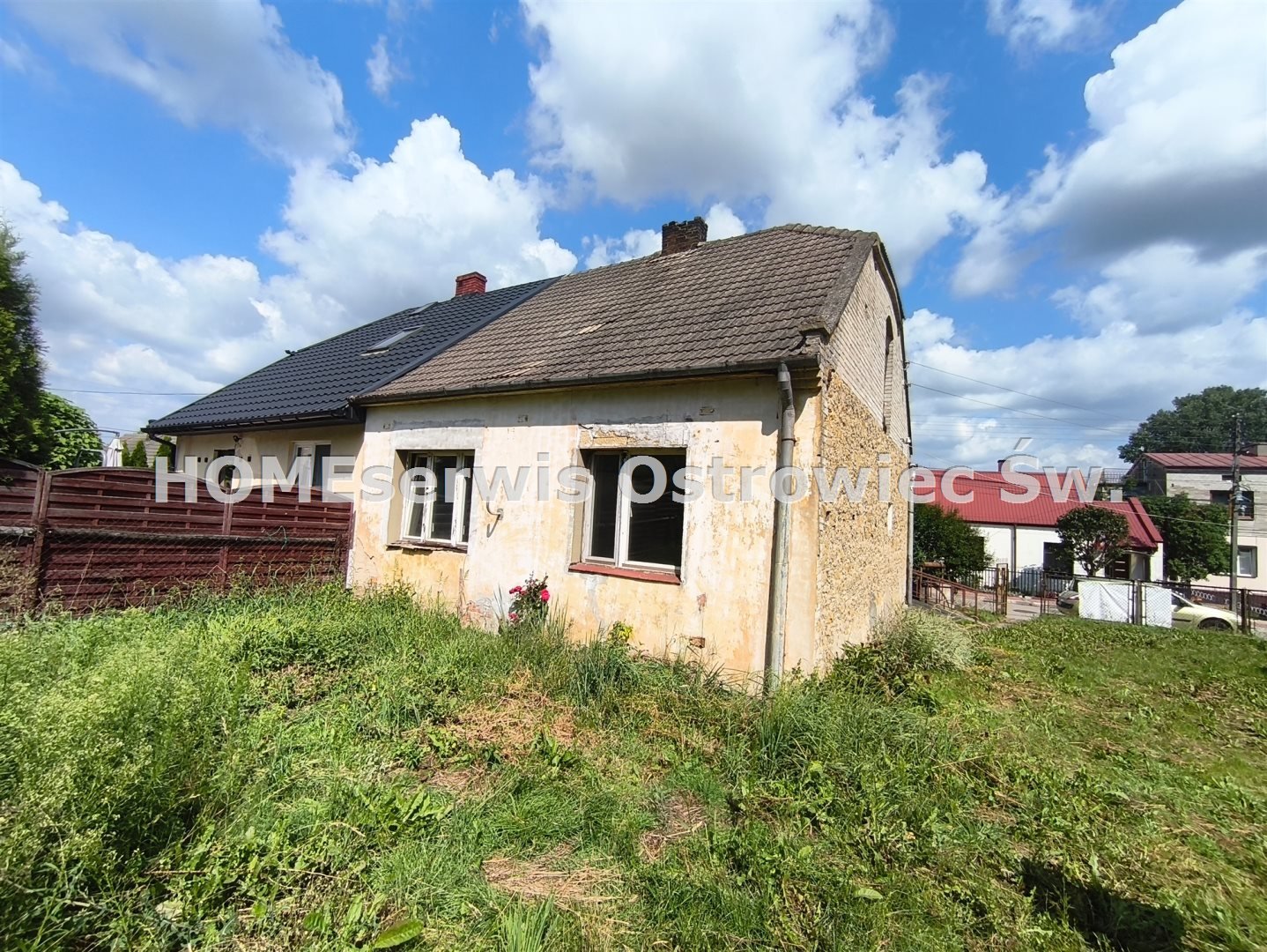 Dom na sprzedaż Ćmielów 66 m2 działka 1593 m2