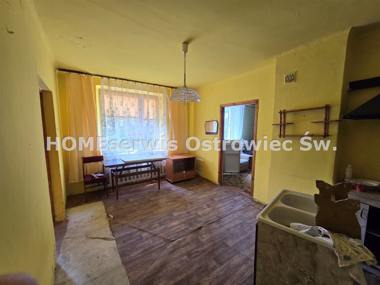 Dom 45 m2 na działce 3253 m2 Janik k/Ostrowca