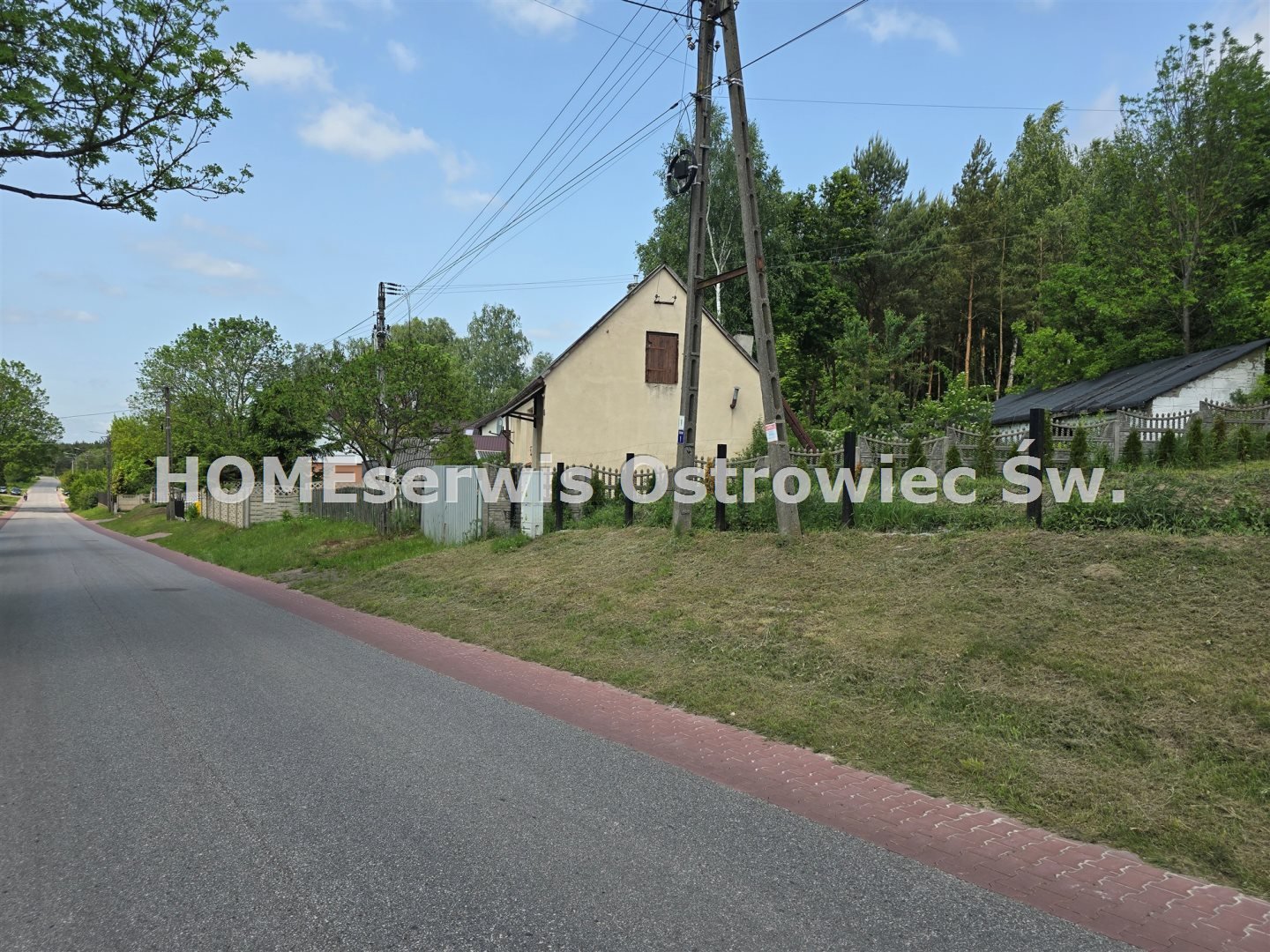 Dom 45 m2 na działce 3253 m2 Janik k/Ostrowca