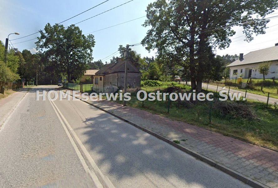 Dom 43,65 m2 na działce 607 m2 Kolonia Robotnicza.