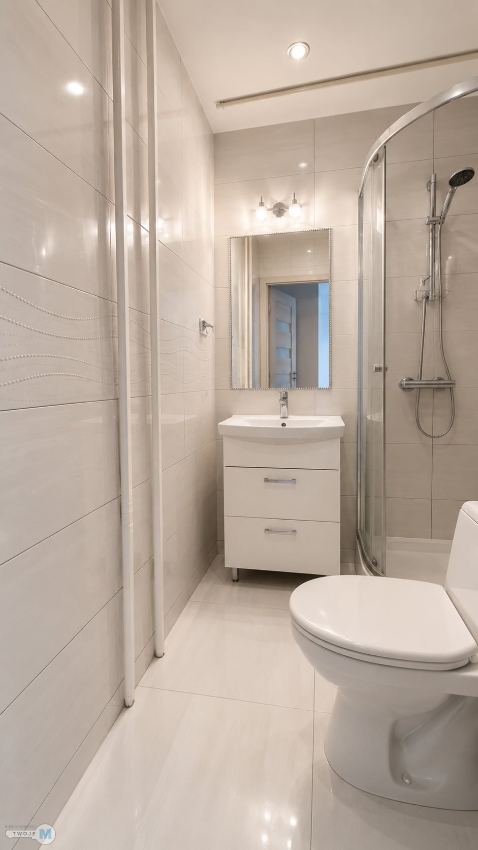 2 pokoje po remoncie na 1 piętrze w Centrum