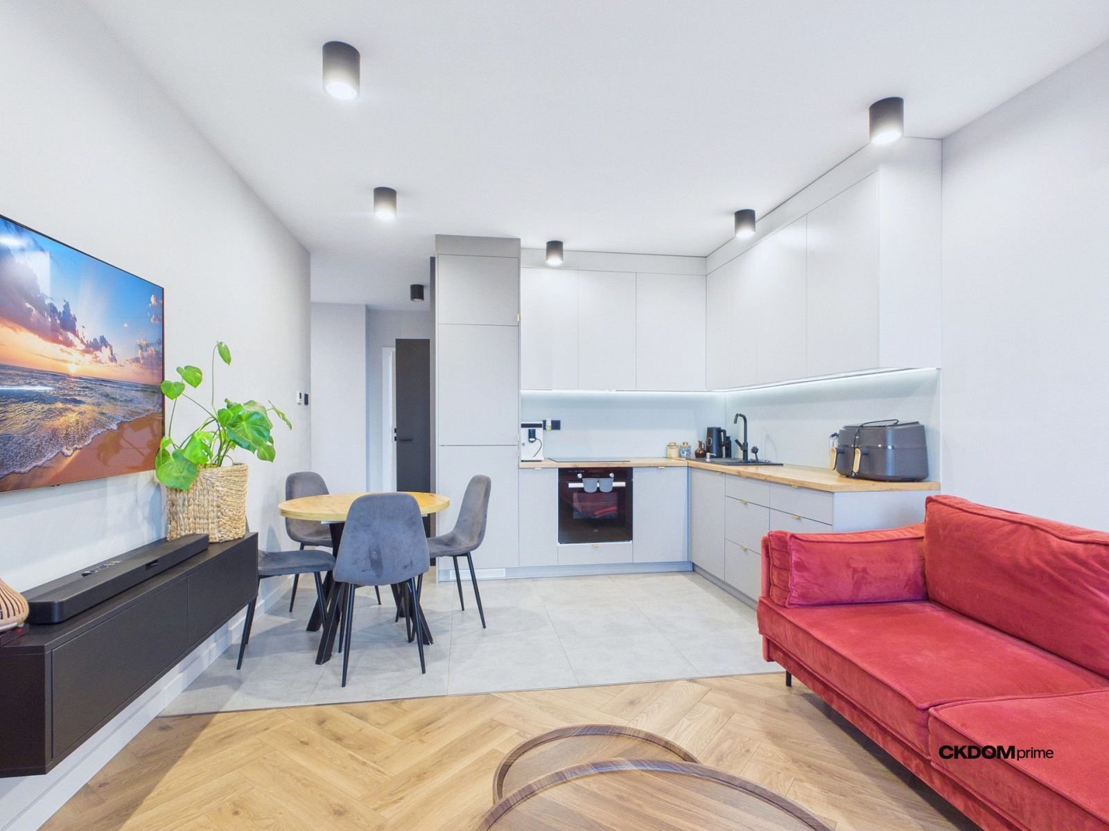 Stylowy apartament z balkonem - Wyścigowa 43F, Radom
