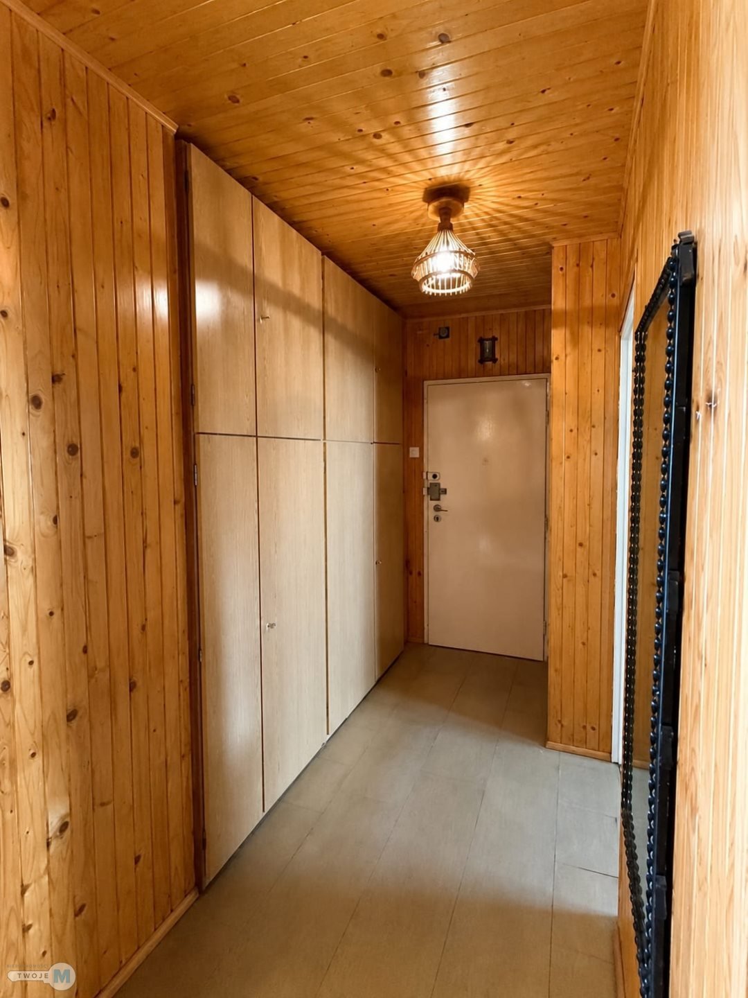 2/3 pokoje, loggia,1 piętro, winda