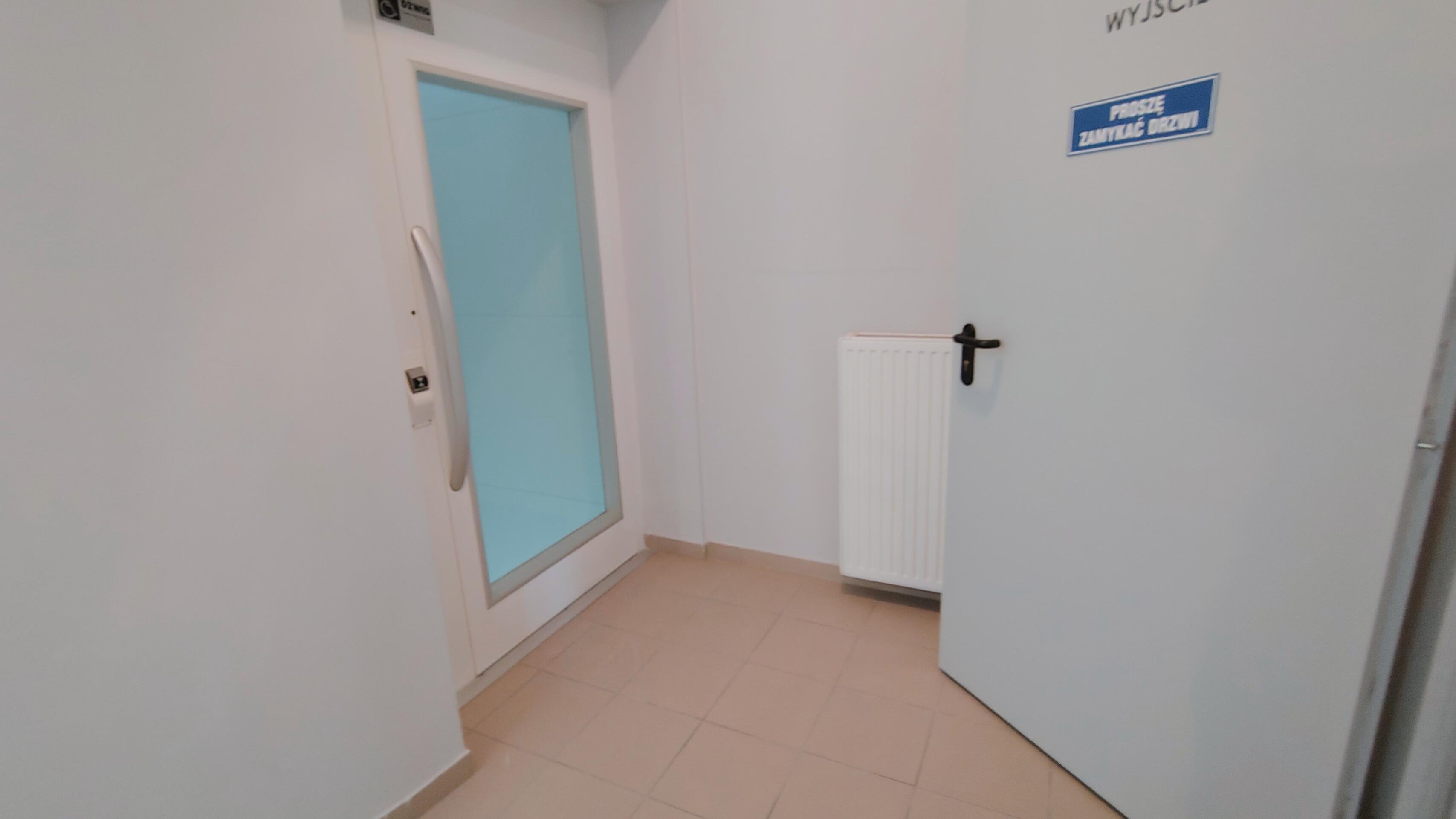 KIELCE, UL. HOŻA | 652,66m² | 3 KONDYGNACJE | WINDA | DUŻY POTENCJAŁ