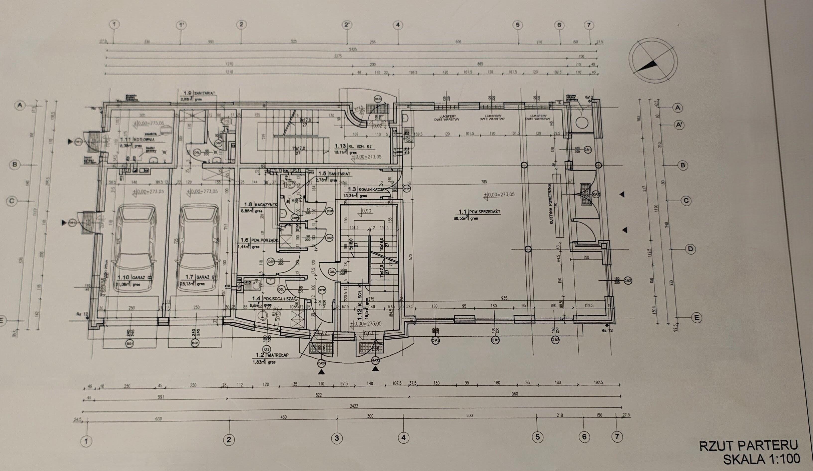 KIELCE, UL. HOŻA | 652,66m² | 3 KONDYGNACJE | WINDA | DUŻY POTENCJAŁ