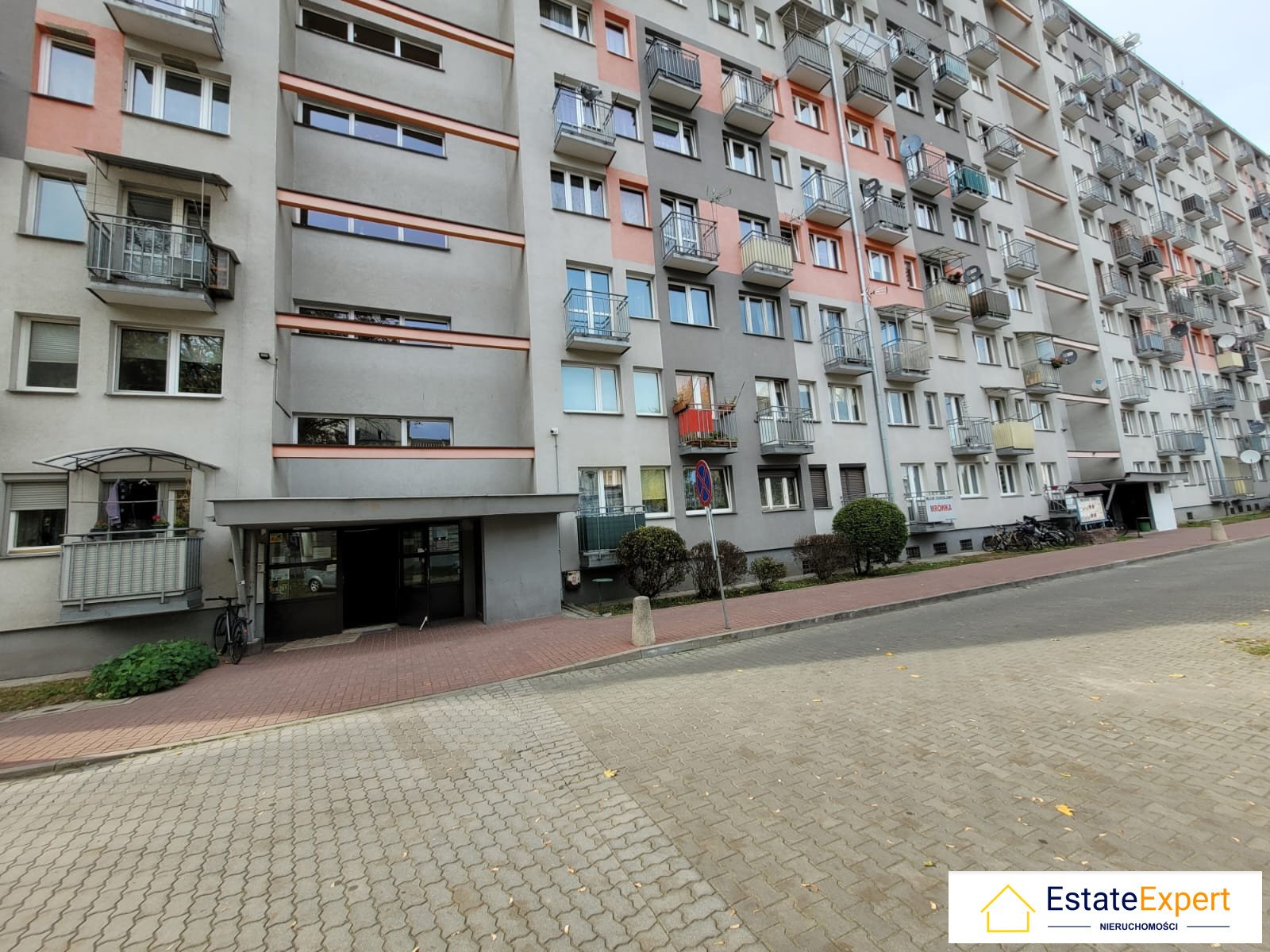 MIESZKANIE 46,7 M² | 2 POKOJE | 10. PIĘTRO | BALKON | KARCZÓWKOWSKA