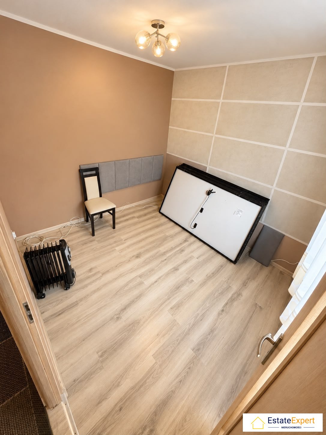 Siedlów, dom 48m2 z wyposażeniem, działka 1000m2,gotowy do zamieszkania