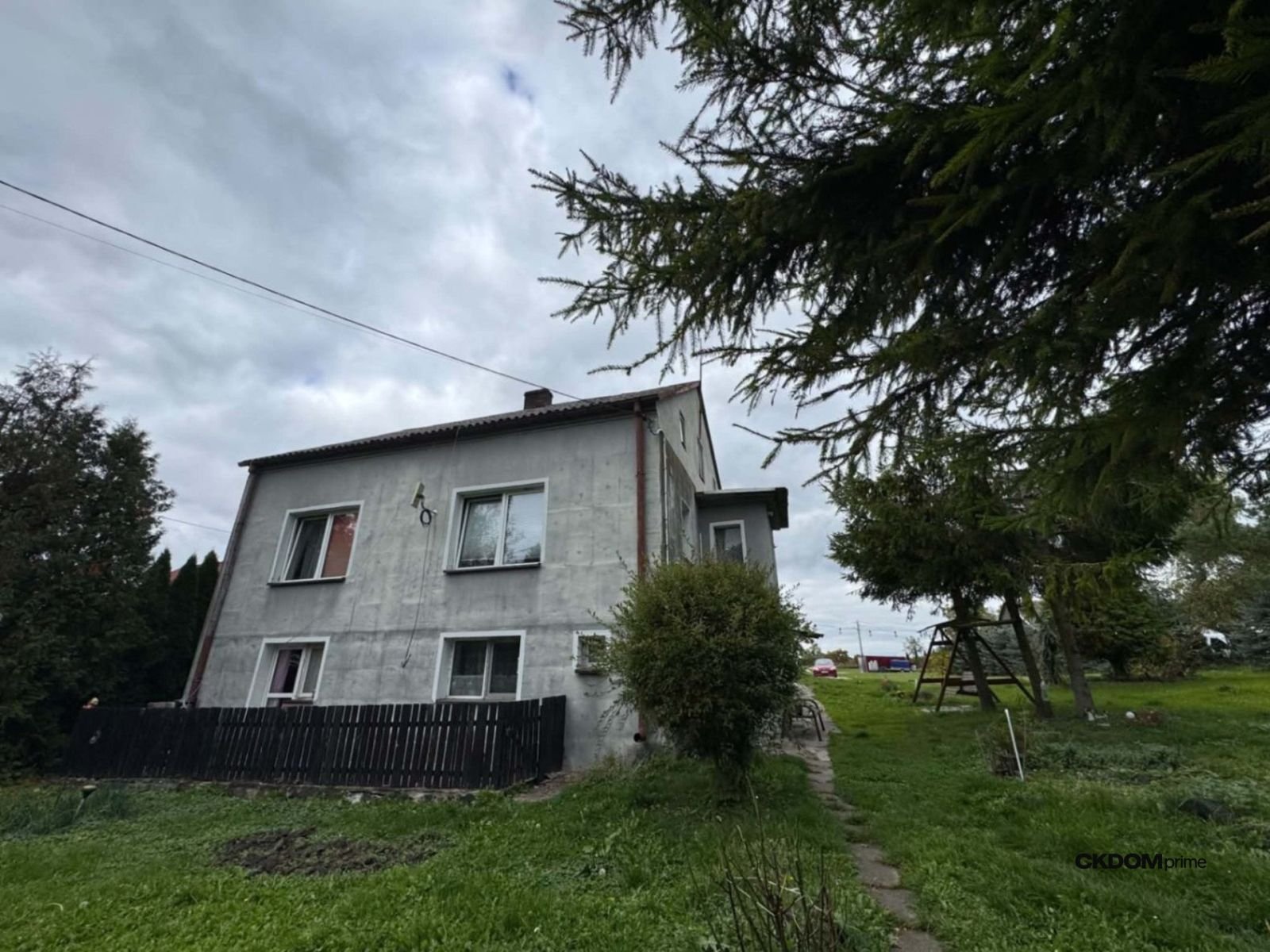 Dom z potencjałem i urokliwą działką – SKOTNIKI DUŻE 80 m²