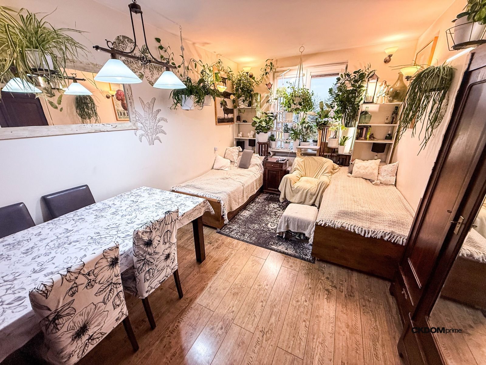 Klimatyczna kawalerka 34,1 m² w kamienicy