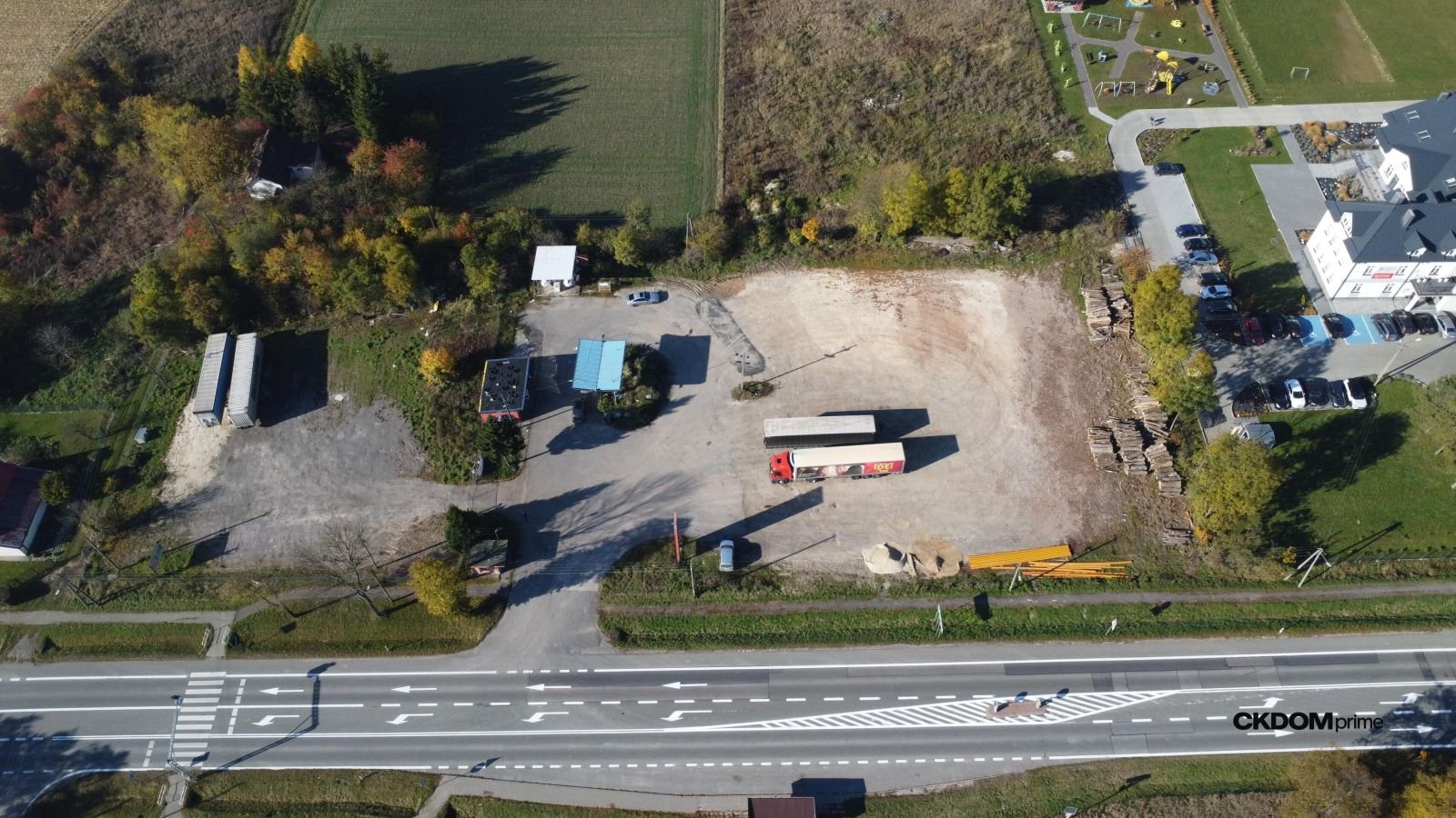 Stacja benzynowa z możliwością rozwoju StrzeżówII