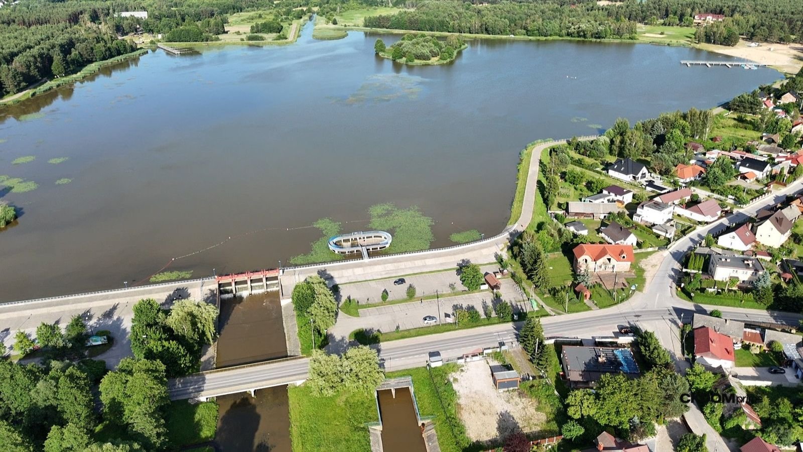 Wynajem Placu 1000m² przy Zalewie Borków