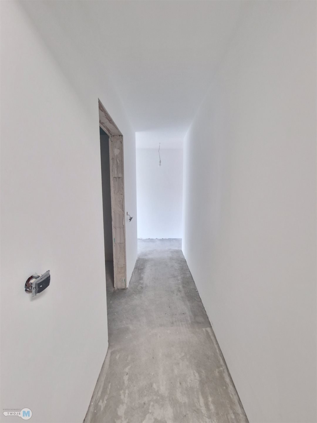 2 pokoje/1 piętro/taras/balkon/ogródek
