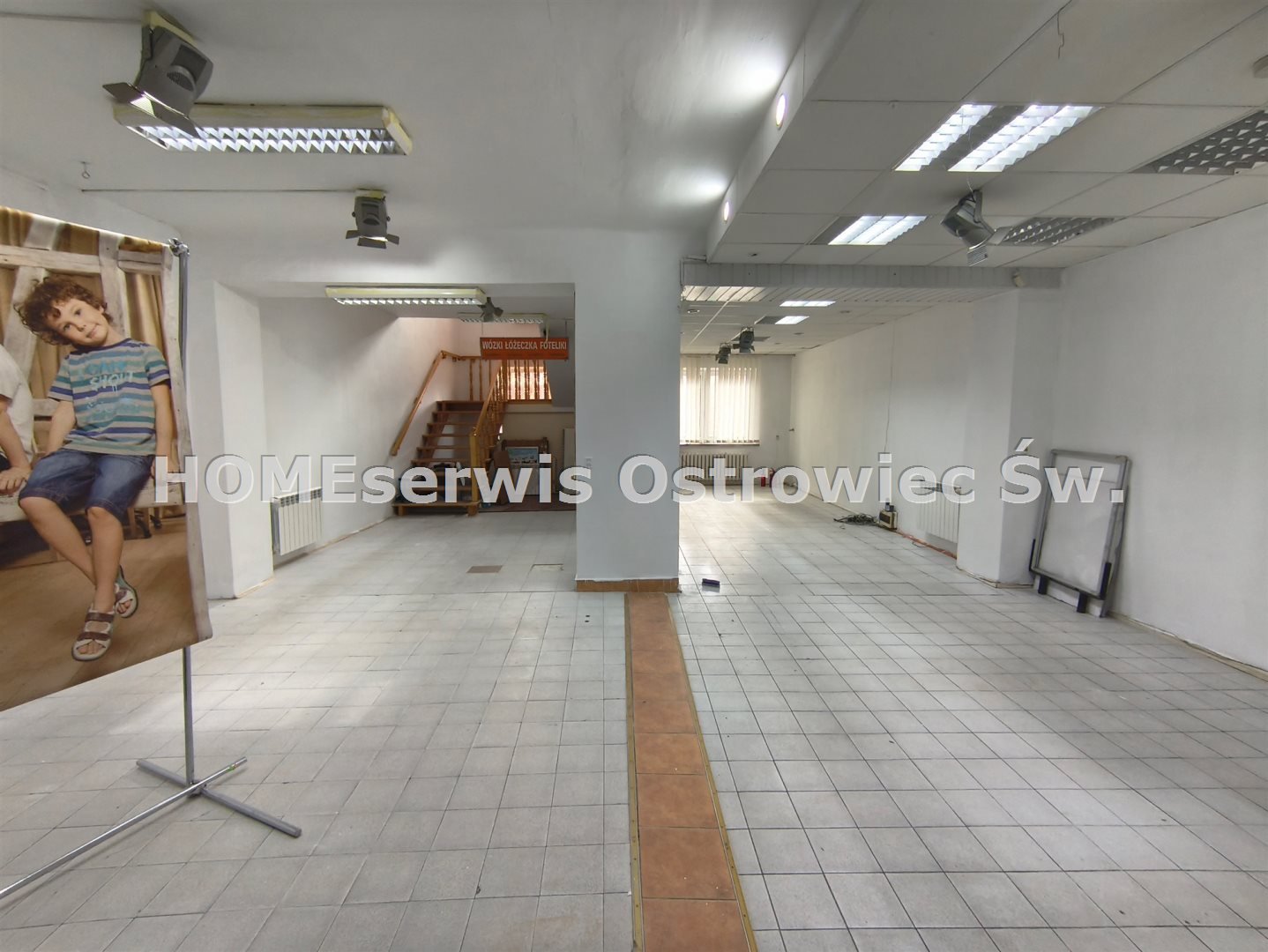 Lokal komercyjny 211 m2 Rynek 26, centrum Ostrowca