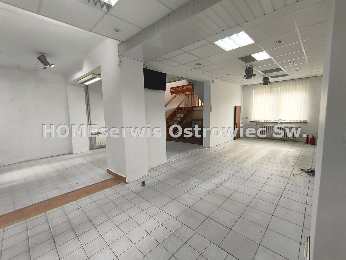 Lokal komercyjny 211 m2 Rynek 26, centrum Ostrowca